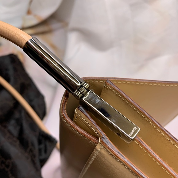 Like new authentic tan Gucci evening bag - Picture 9 of 10